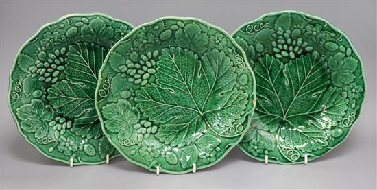 Six Victorian cabbage leaf dishes